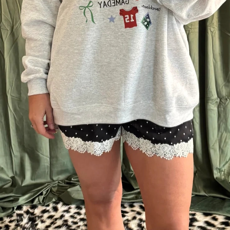 Polka dot lace trim shorts